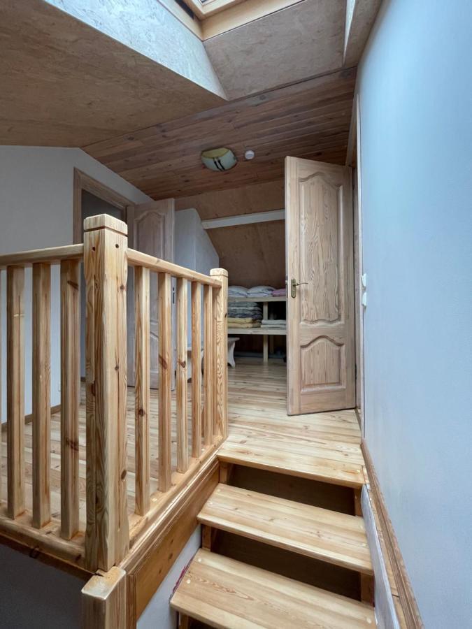 Pulkvedis Guest House Вентспилс Екстериор снимка