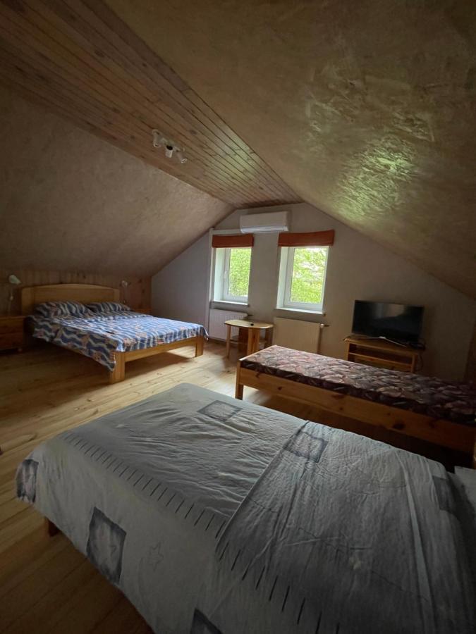 Pulkvedis Guest House Вентспилс Екстериор снимка